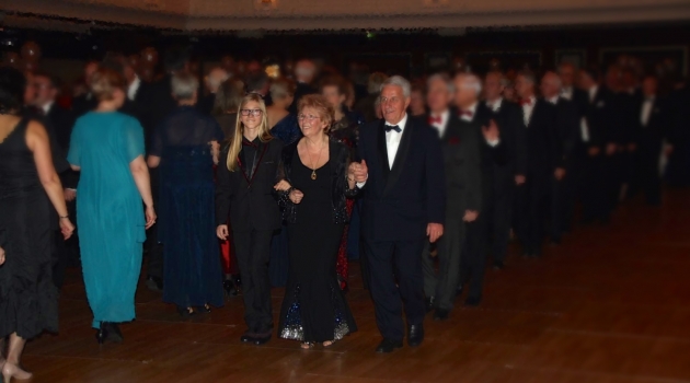 Weihnachtsball Weihnachtsball